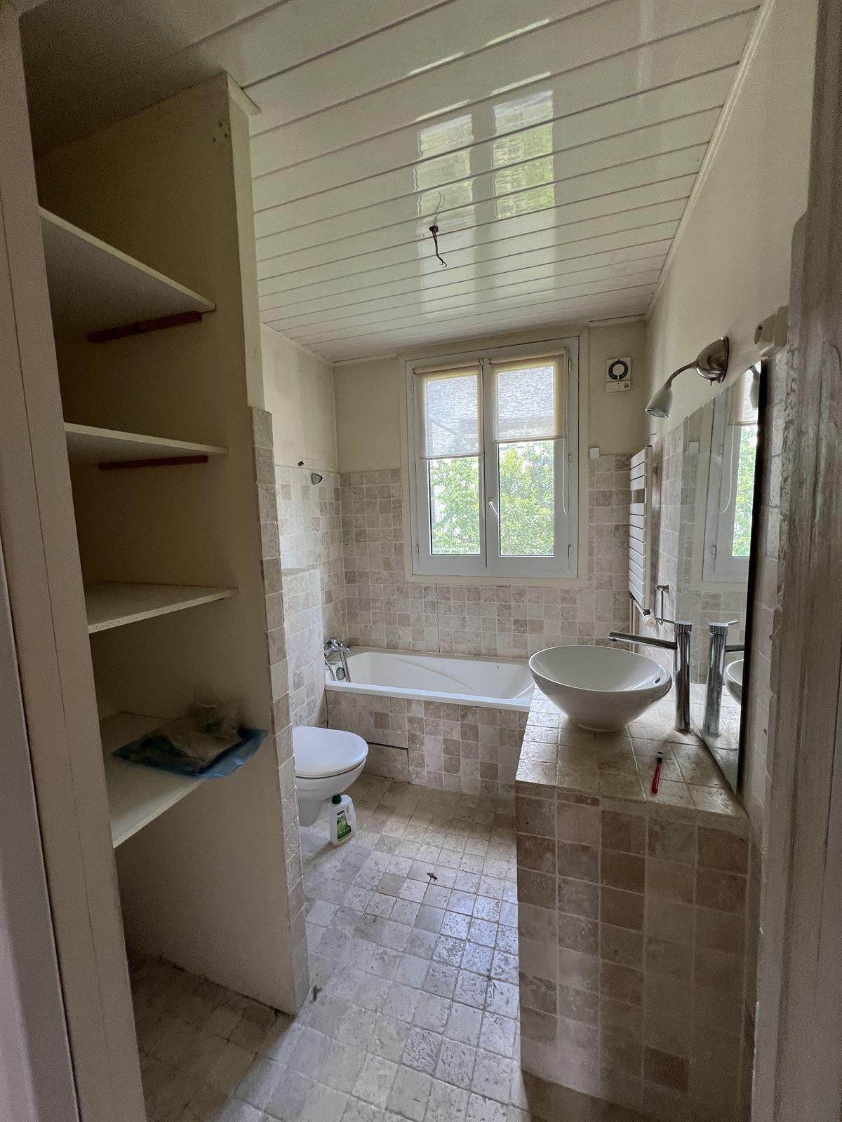 Salle de bains existante