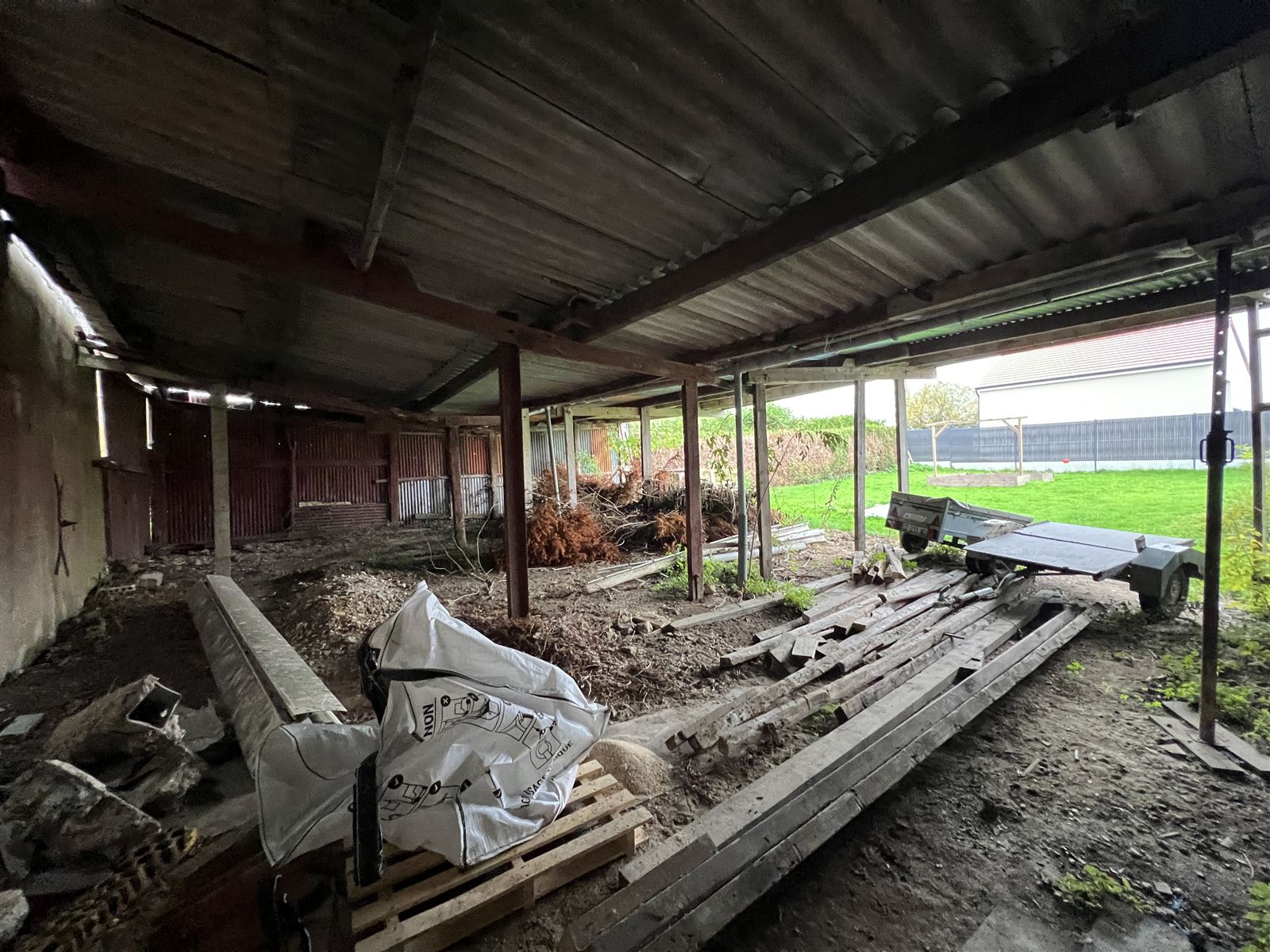 Ferme existante, dépendances