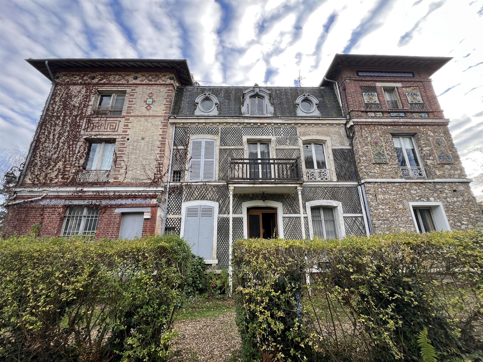 Façade de la demeure