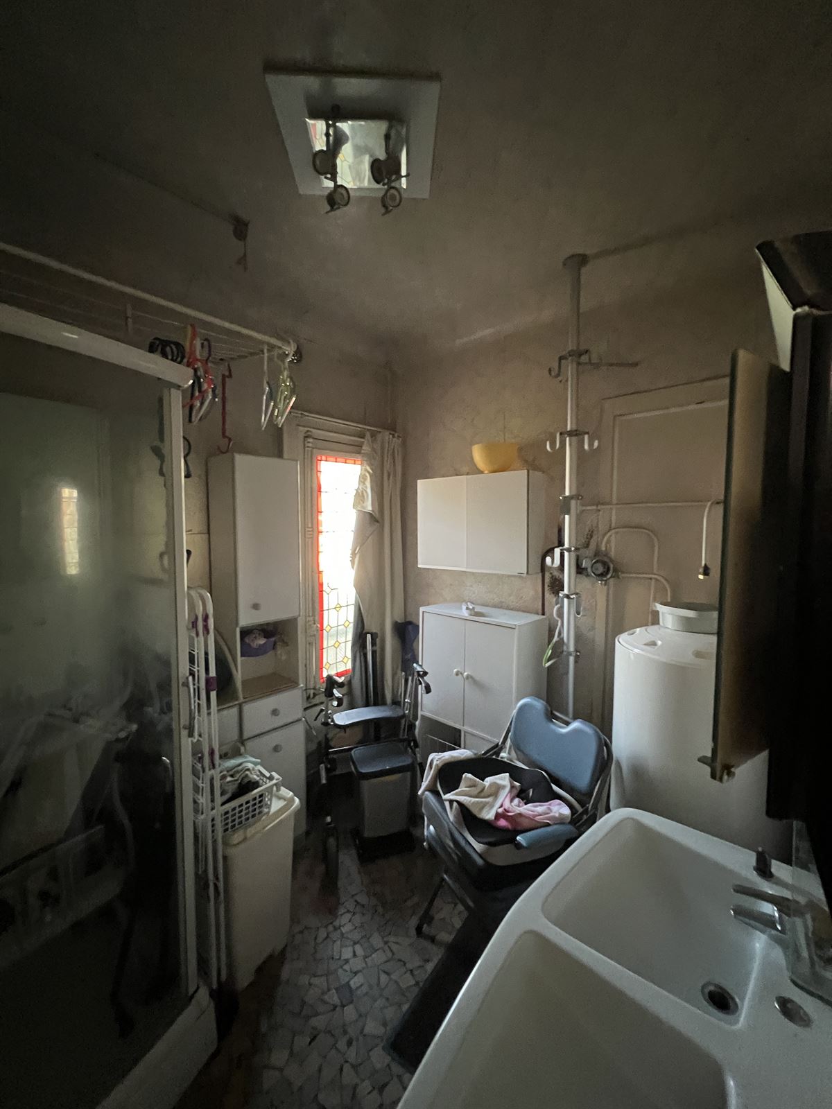 Salle de bains existante