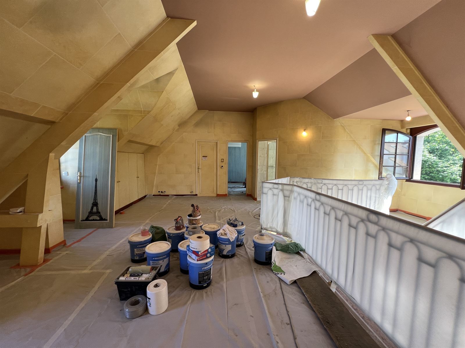 Combles en cours d'aménagement